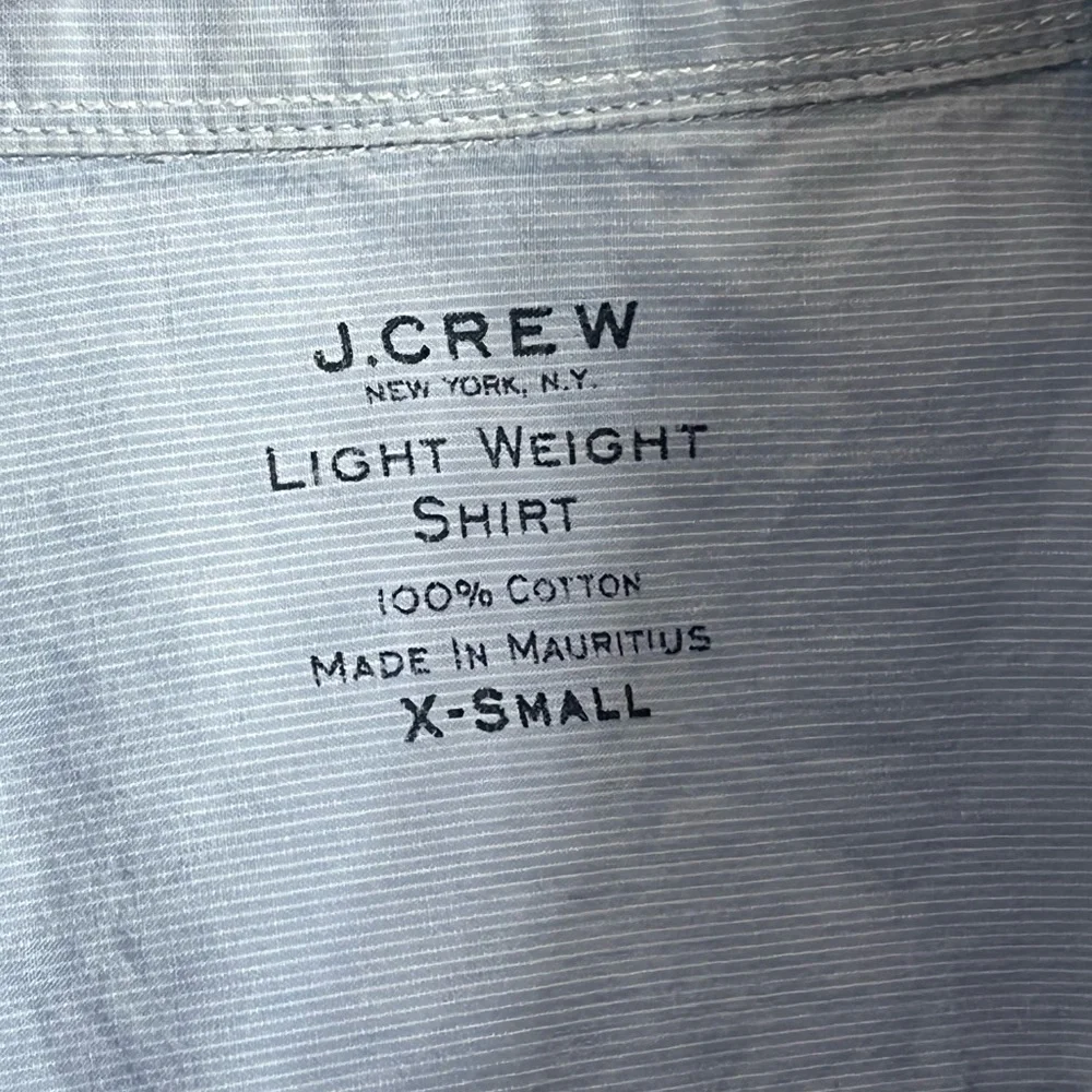 J. Crew Men’s Casual‎ Lightweight Shirt- size XS